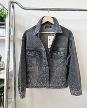 Kép betöltése a galériamegjelenítőbe: A2259 NORY strasszköves oversize SZÜRKE farmer kabát
