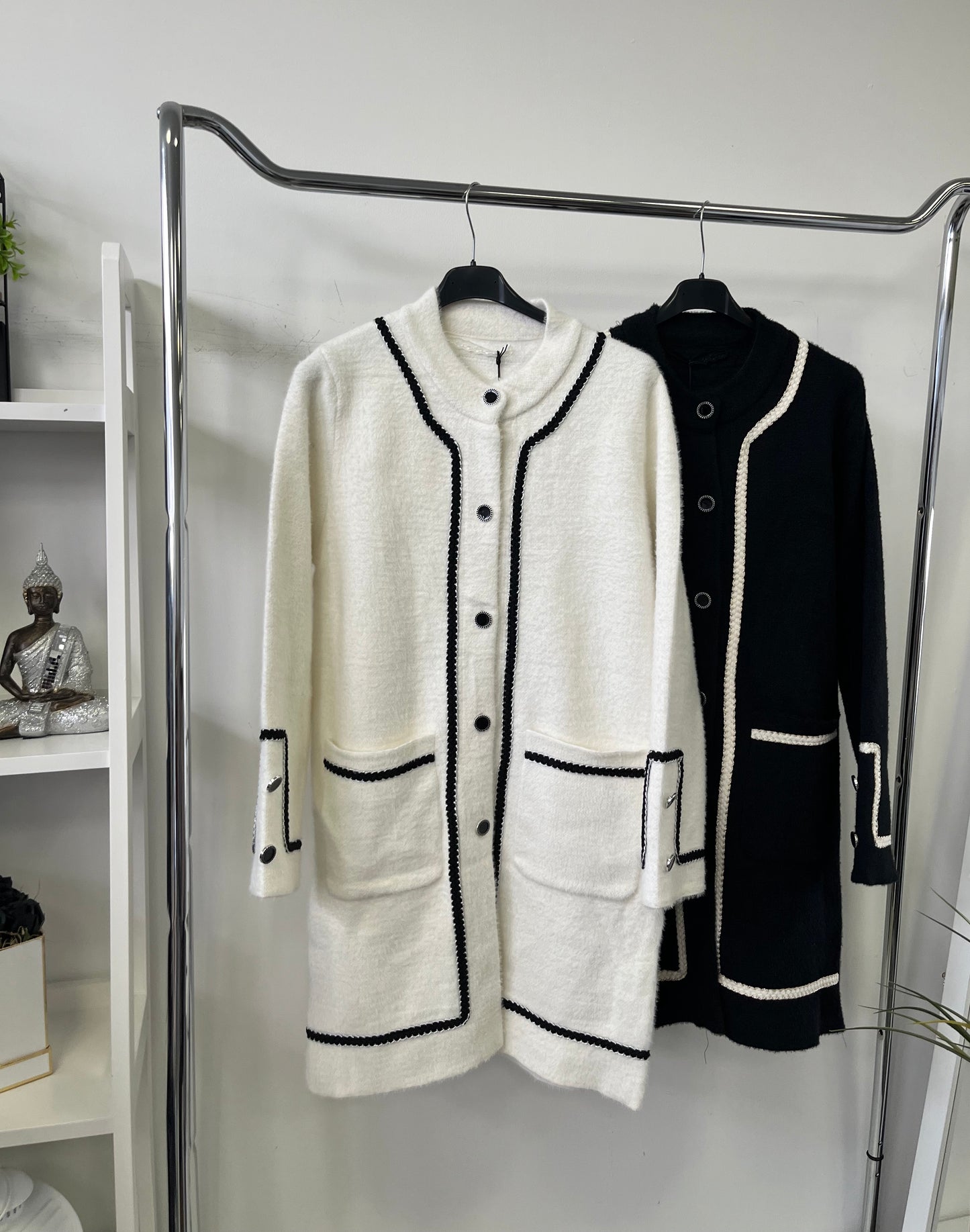 1025 LYON elegáns kabát
