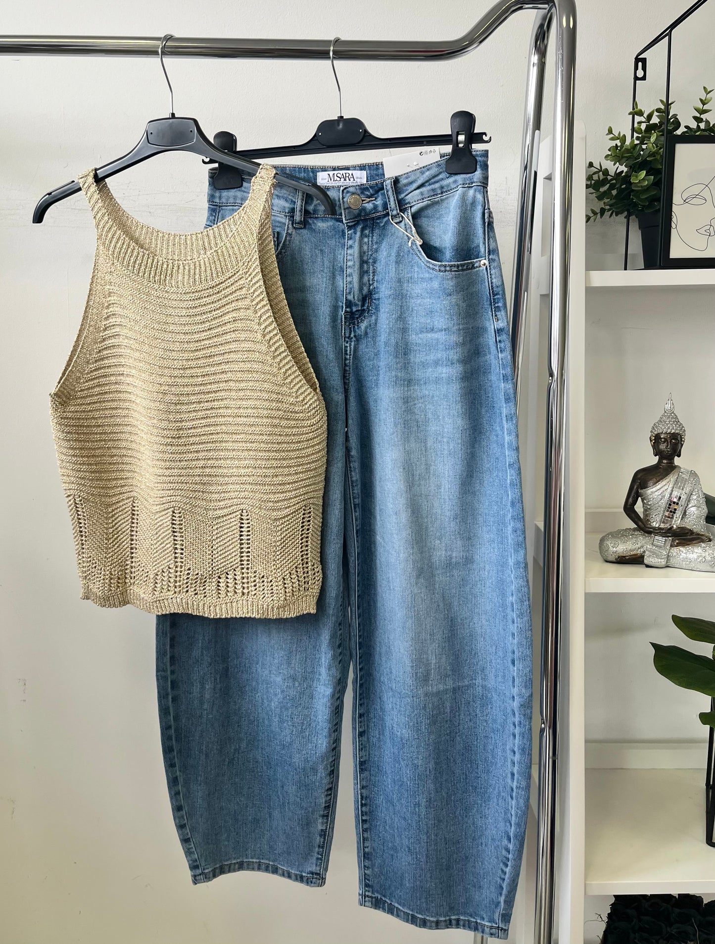 10289 hátul nyitott LUREX top