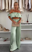 Kép betöltése a galériamegjelenítőbe: 10102 BETTA szatén nadrág+top szett
