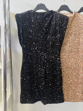 Kép betöltése a galériamegjelenítőbe: 6699 TERRY flitteres miniruha
