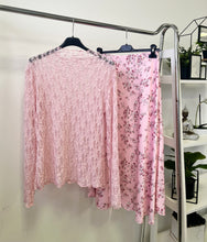 Kép betöltése a galériamegjelenítőbe: 0030501 BENITA csipke felső
