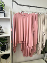 Kép betöltése a galériamegjelenítőbe: 20928 JÁZMIN felső + nadrág szett
