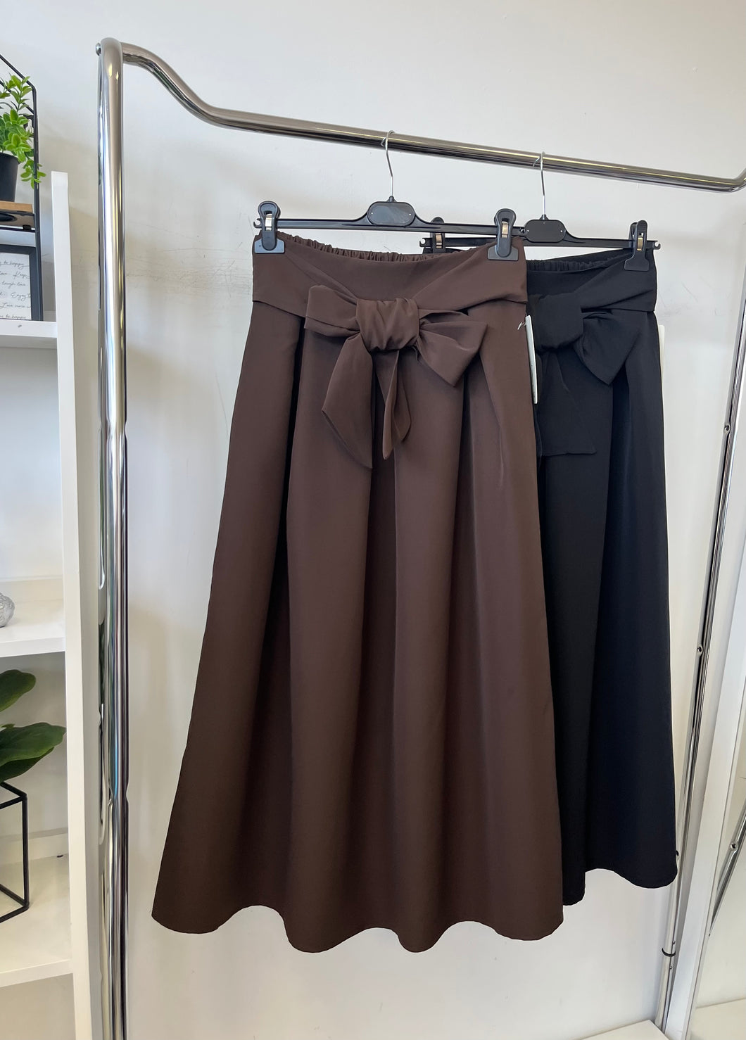 8019 MIRELLA nagy masnis maxi szoknya