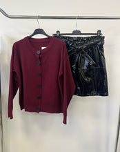 Kép betöltése a galériamegjelenítőbe: 5538 LIZA gombos kardigán
