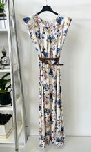 Kép betöltése a galériamegjelenítőbe: 6023  MARRY virágos vászon ruha
