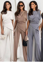 Kép betöltése a galériamegjelenítőbe: 2541 CAMILLA nadrág + felső szett
