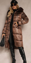 Kép betöltése a galériamegjelenítőbe: 8282 BRONZ barna télikabát XXL

