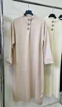 Kép betöltése a galériamegjelenítőbe: 12339 TOKYO kötött ruha strasszkő díszitéssel
