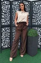 Kép betöltése a galériamegjelenítőbe: 18680 ELLY magas derekú vászon nadrág
