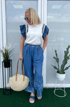 Kép betöltése a galériamegjelenítőbe: MAXA nyári nadrág 2760
