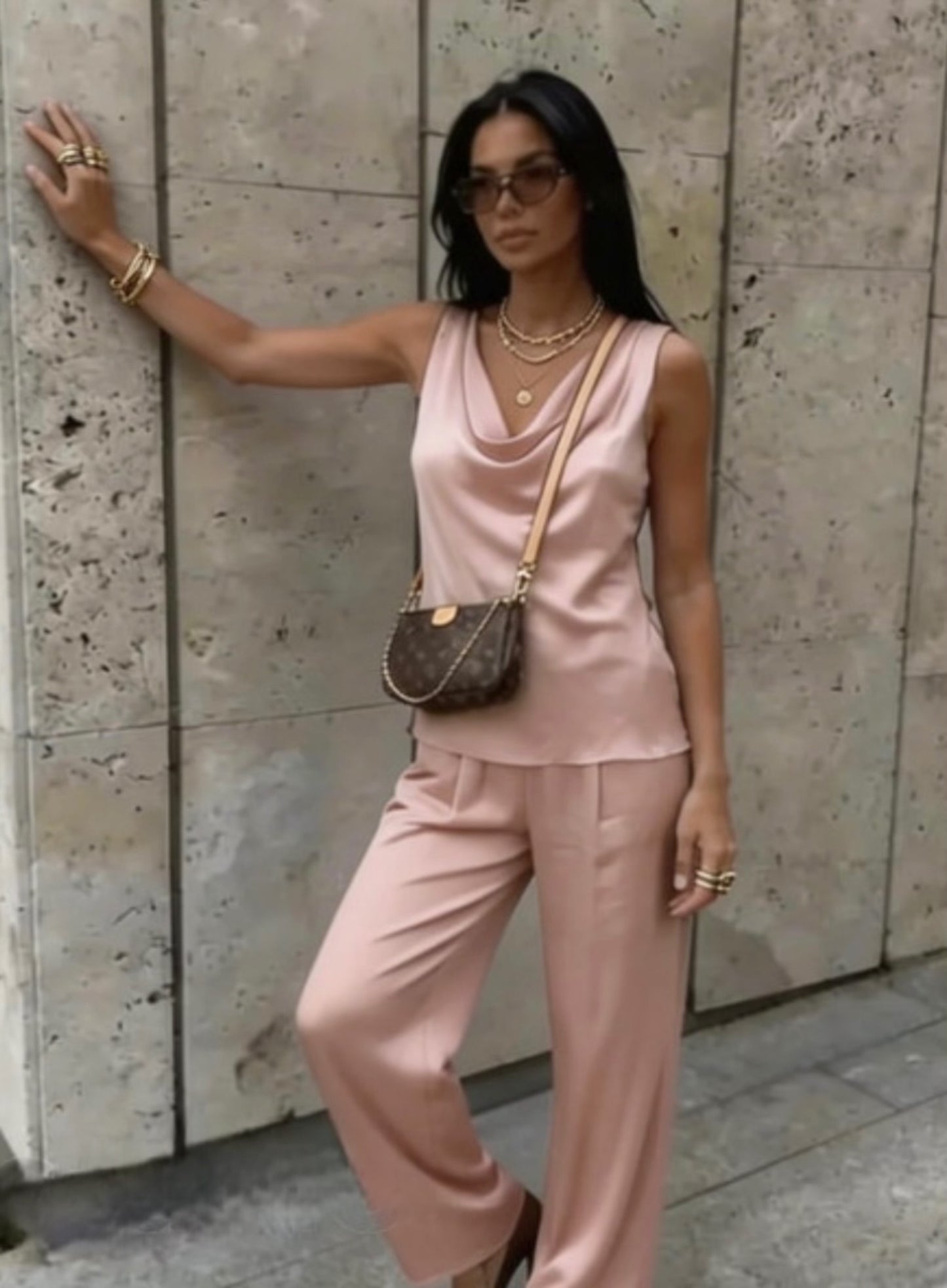 6095 ZENNA fényes szatén szett