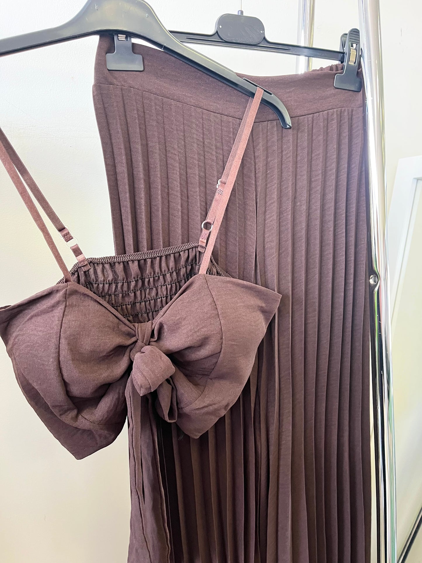 10159 ALIANA top + pliszírozott nadrág szett
