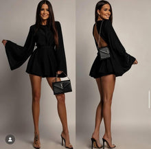 Kép betöltése a galériamegjelenítőbe: 40129 MILLI miniruha/sortoverál
