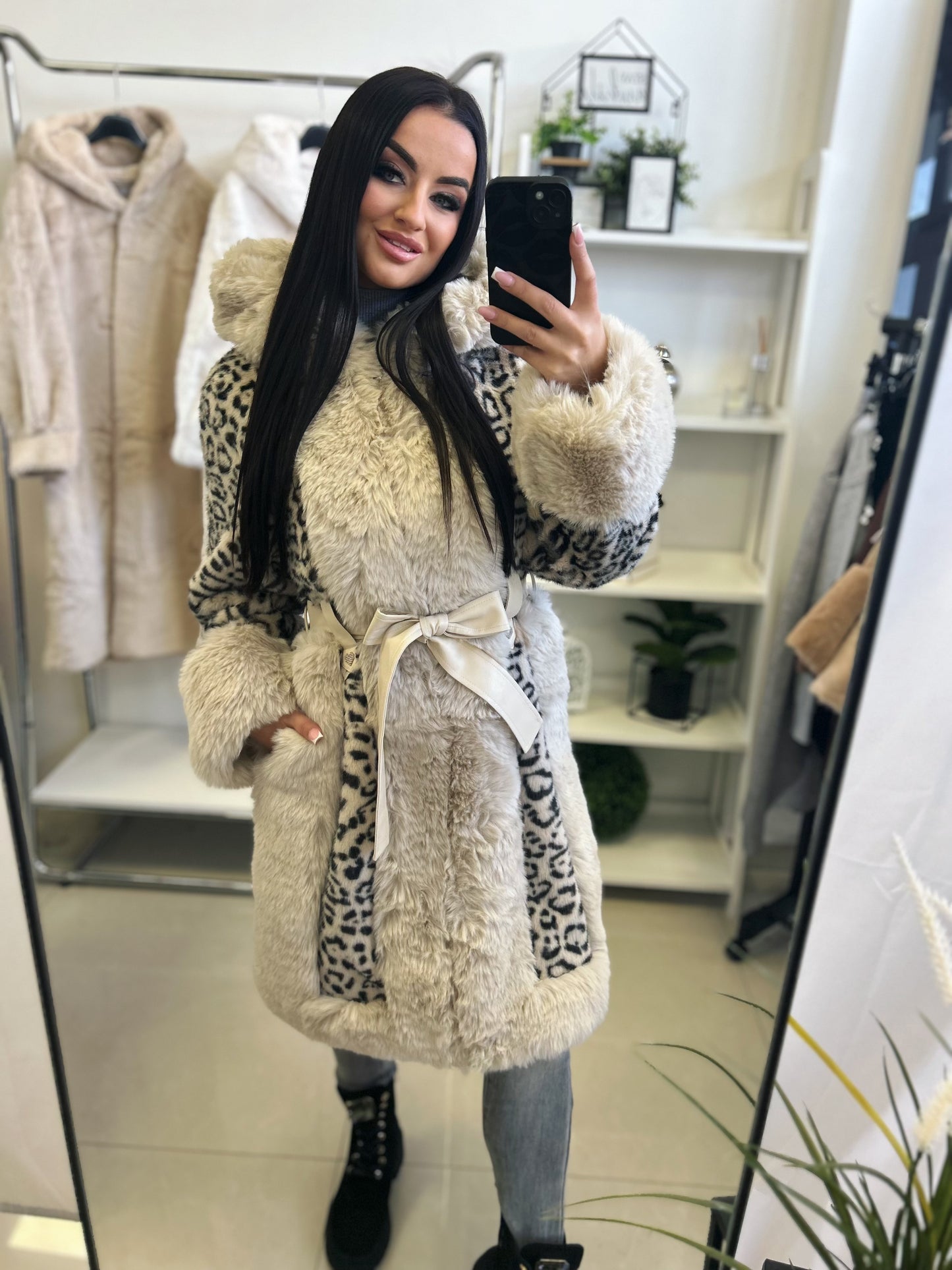8679 LEONA leopárd műszőrme bunda