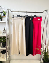 Kép betöltése a galériamegjelenítőbe: 19118 GOLD bőszárú zsebes nadrág
