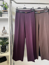 Kép betöltése a galériamegjelenítőbe: 21662 Molly öves szövet nadrág
