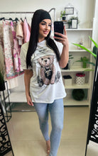 Kép betöltése a galériamegjelenítőbe: 219 LÁNCOS strasszos maci póló/tunika
