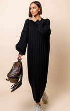 Kép betöltése a galériamegjelenítőbe: 90859 MARA bordás maxi kötött ruha
