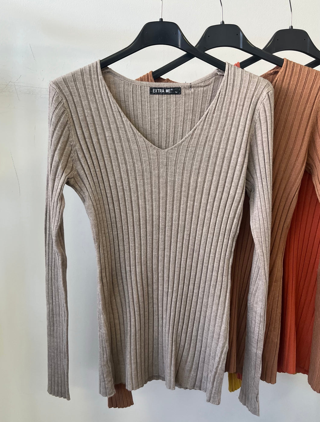 5808 BORDÁS basic V nyakú felső