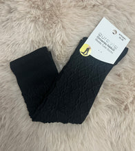 Kép betöltése a galériamegjelenítőbe: 2001 Fonott mintás térdzokni
