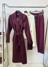 Kép betöltése a galériamegjelenítőbe: 8782 PADLIZSÁN szövet kabát
