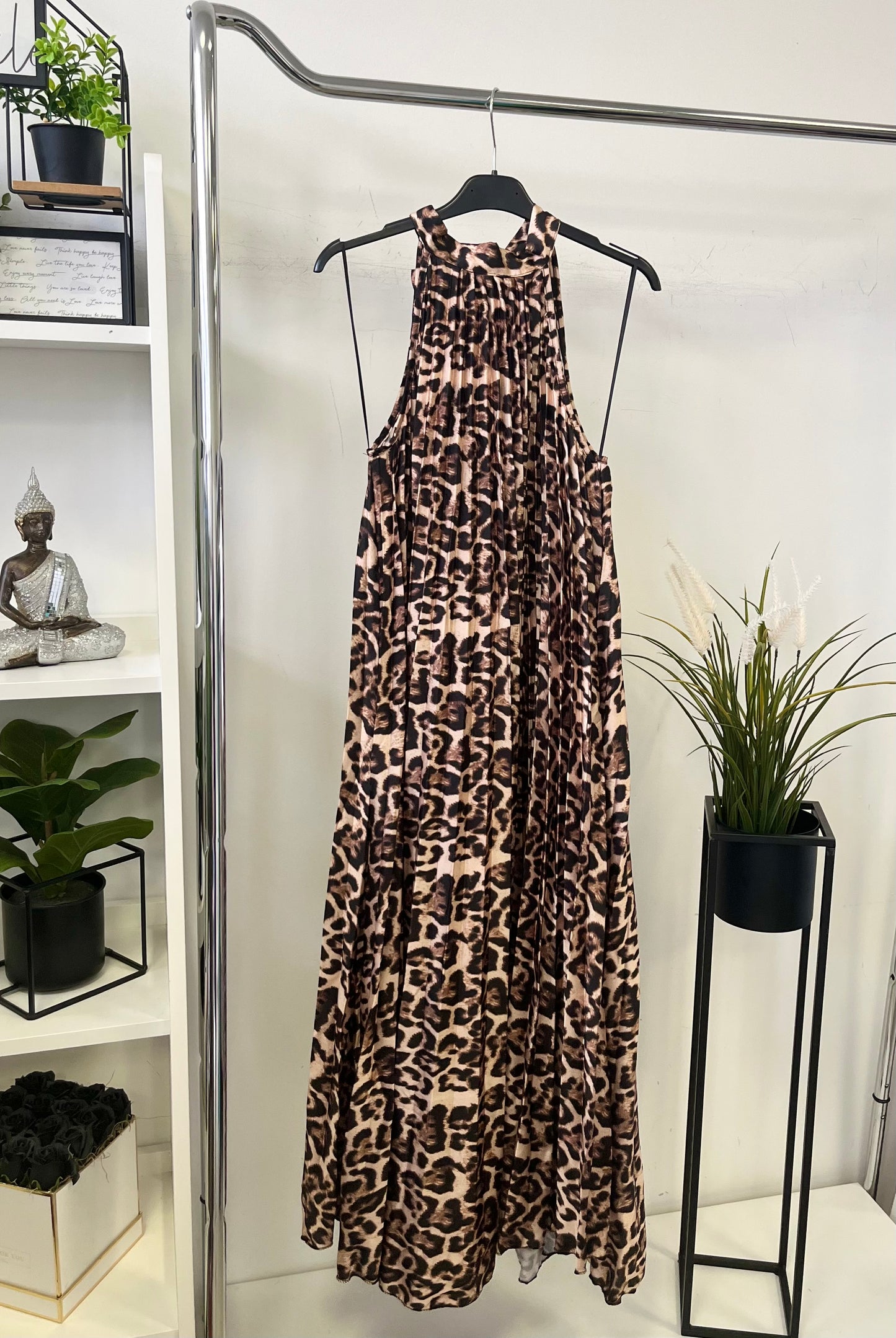 2294 LEOPÁRD pliszírozott maxi ruha