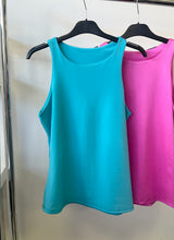 Kép betöltése a galériamegjelenítőbe: 131  JANA top
