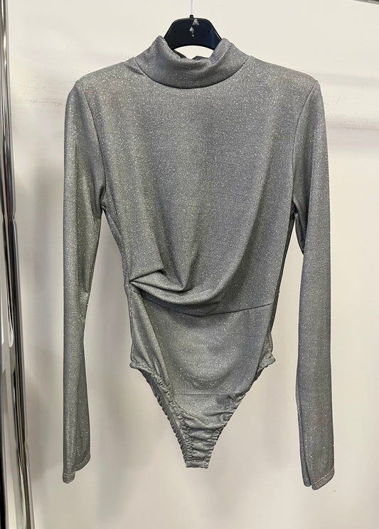 1296 CSILLÁM BODY