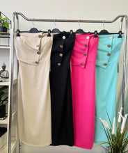 Kép betöltése a galériamegjelenítőbe: 58065 RÓMA arany gombos ruha
