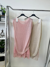 Kép betöltése a galériamegjelenítőbe: 24031 LUCY tüllszoknyás ruha kötött felsővel
