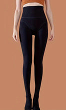 Kép betöltése a galériamegjelenítőbe: 6888 Bundás harisnya alakformáló bugyi résszel
