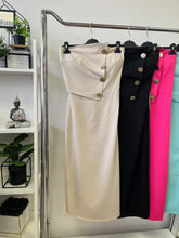 Kép betöltése a galériamegjelenítőbe: 58065 RÓMA arany gombos ruha
