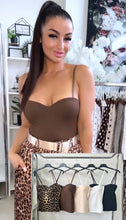 Kép betöltése a galériamegjelenítőbe: 3218 LOLY top
