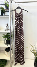 Kép betöltése a galériamegjelenítőbe: 2942 PÖTTYÖS hidegselyem maxi ruha
