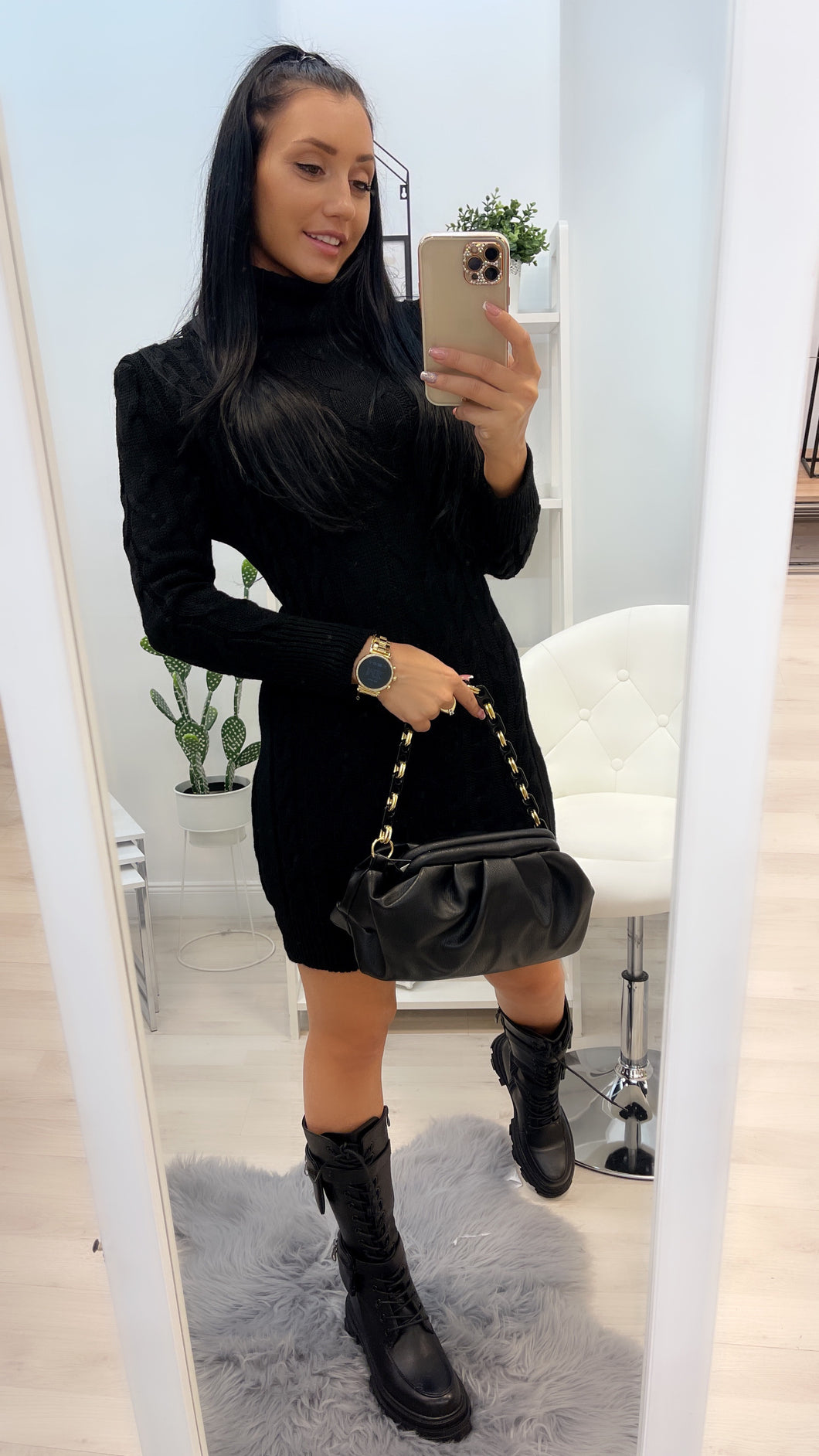 21253 HELEN kötött garbóruha