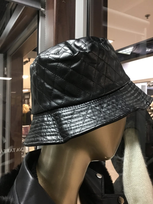 3199 Kifordítható sapka