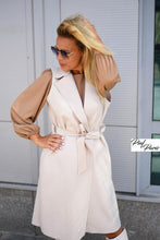 Kép betöltése a galériamegjelenítőbe: Kötös filc mellény
