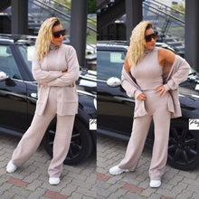 Kép betöltése a galériamegjelenítőbe: 3 részes kötött szett/ 208
